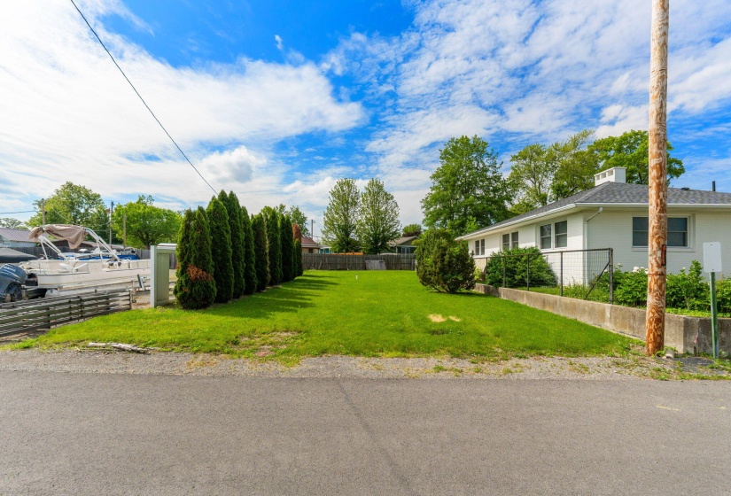 8828 Chautauqua LAND-2