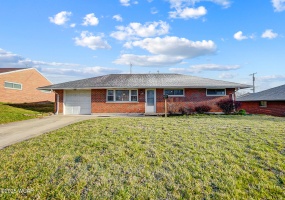 1420 Grove Street, Sidney, Ohio, 3 Bedrooms Bedrooms, ,1 BathroomBathrooms,Residential,For Sale,Grove,306533
