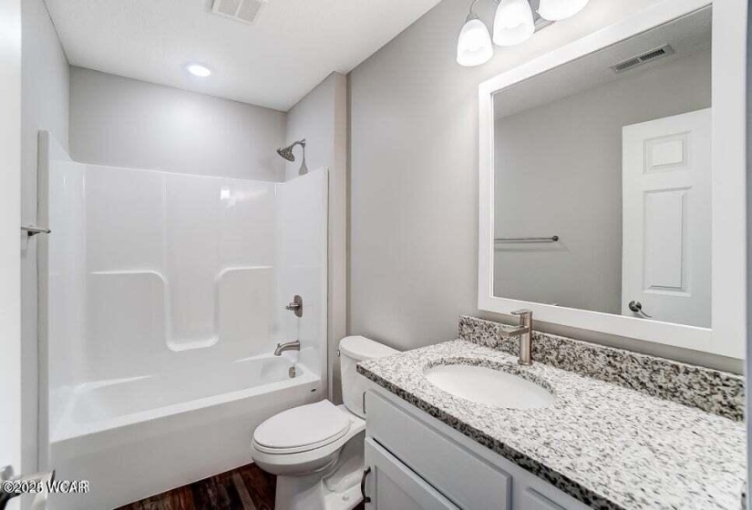 4339 Alix Drive, Lima, Ohio, 2 Bedrooms Bedrooms, ,2 BathroomsBathrooms,Residential Lease,For Rent,Alix,307120