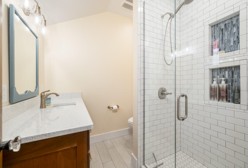 7917 Hickory-20
