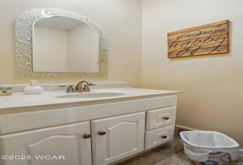 2432 Kunneke Avenue, Lima, Ohio, 3 Bedrooms Bedrooms, ,2 BathroomsBathrooms,Residential,For Sale,Kunneke,306815