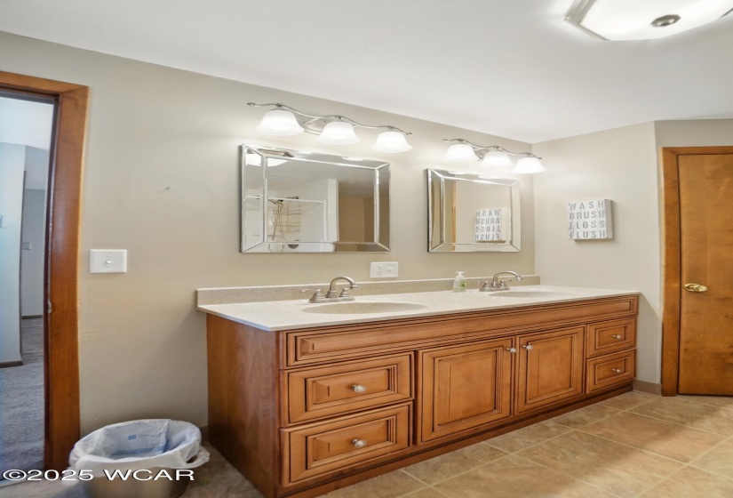 2432 Kunneke Avenue, Lima, Ohio, 3 Bedrooms Bedrooms, ,2 BathroomsBathrooms,Residential,For Sale,Kunneke,306815