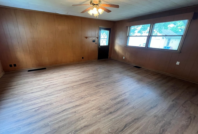 Family Room/Dining Area