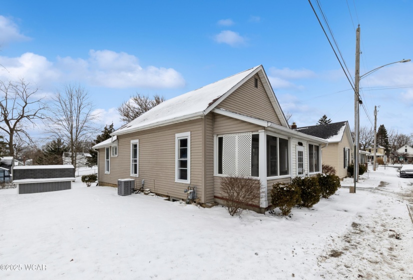 216 Ludlow Road, Bellefontaine, Ohio, 2 Bedrooms Bedrooms, ,1 BathroomBathrooms,Residential,For Sale,Ludlow,306048