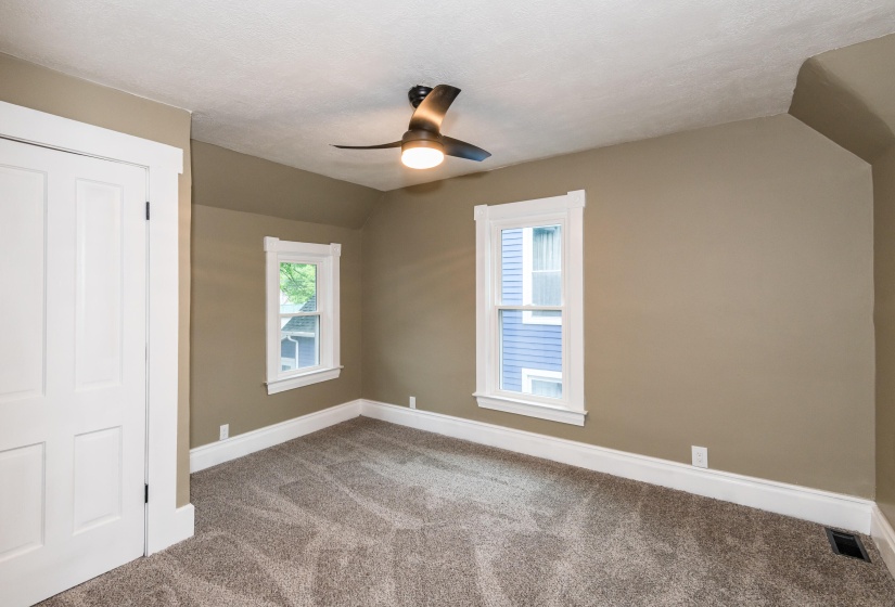 340 E Court 34