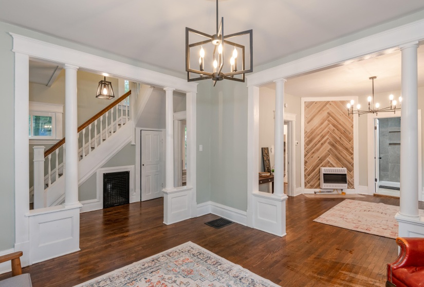 340 E Court 13