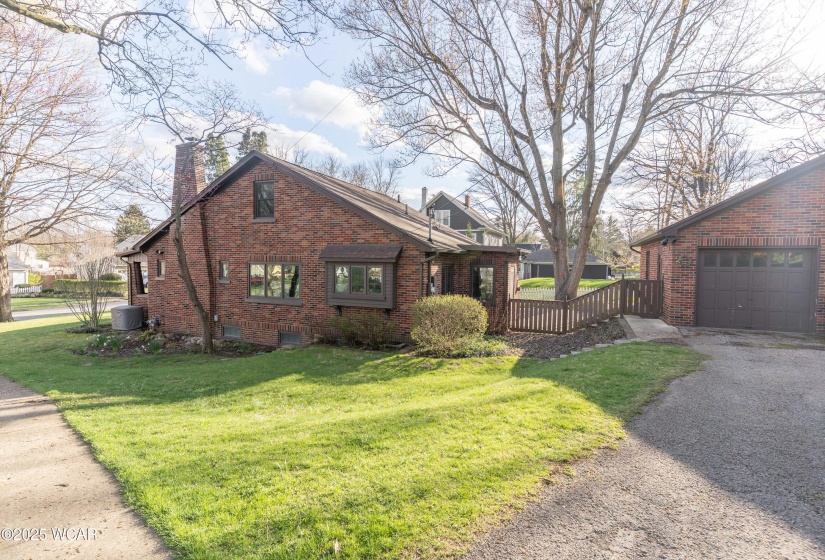 213 Bon Air Drive, Sidney, Ohio, 3 Bedrooms Bedrooms, ,2 BathroomsBathrooms,Residential,For Sale,Bon Air,306713
