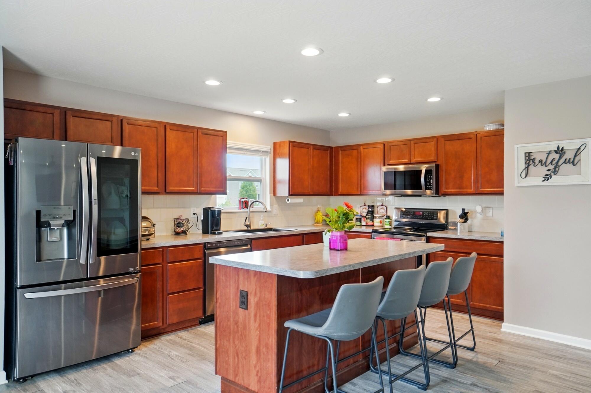 1087 Ayrshire Drive, Columbus, Ohio 43207