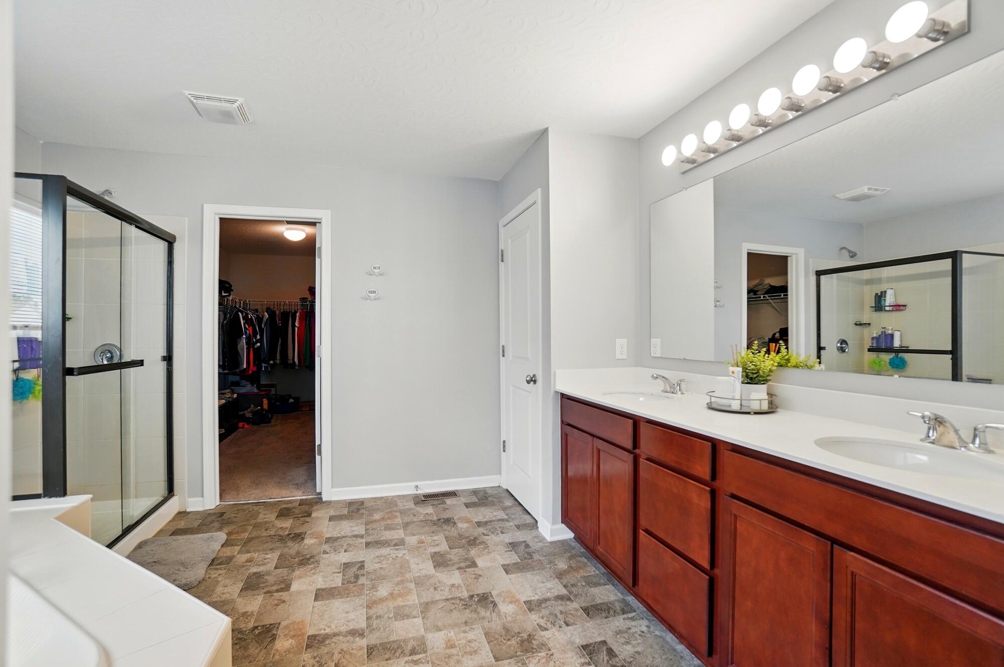 1087 Ayrshire Drive, Columbus, Ohio 43207