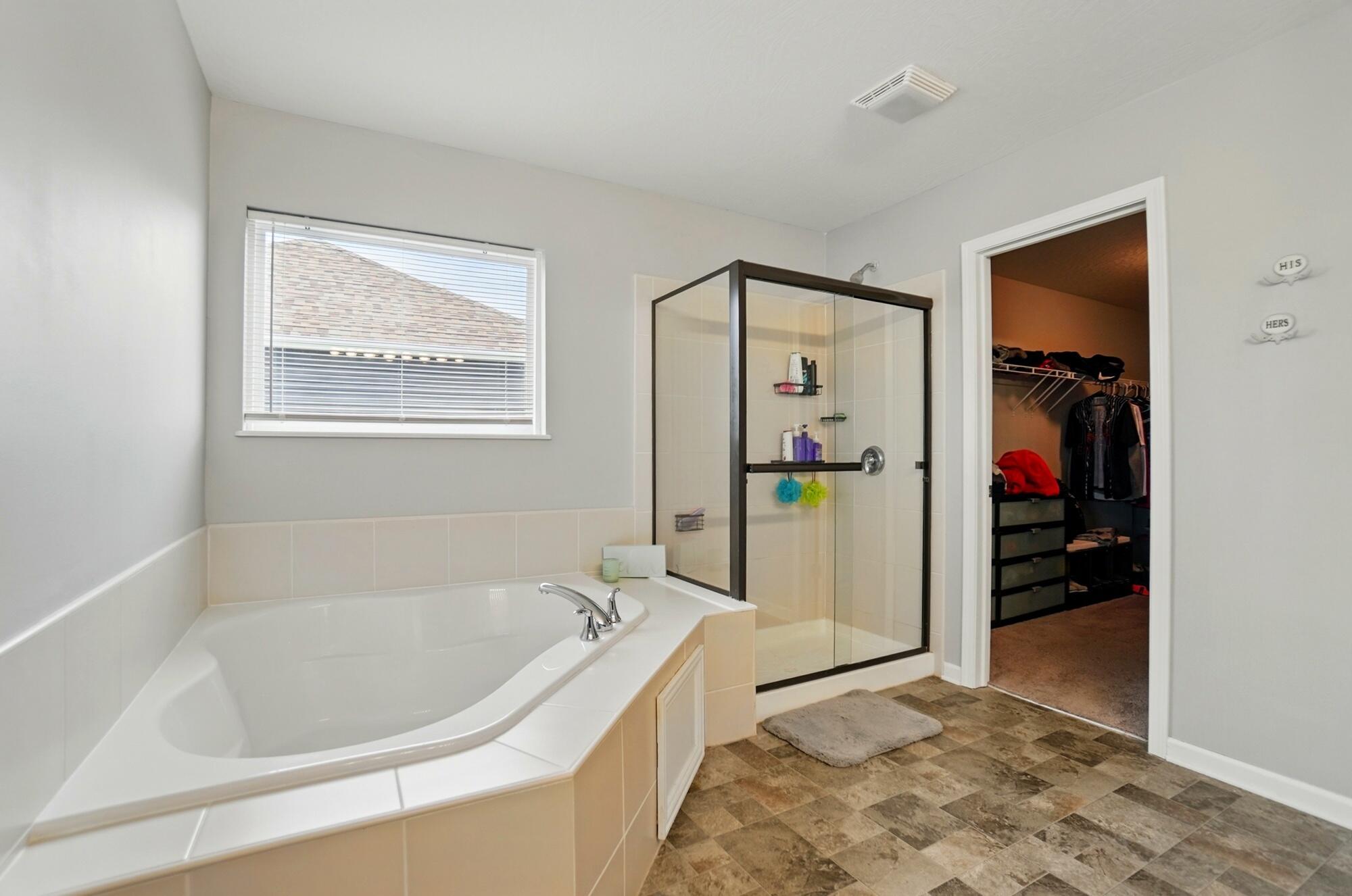 1087 Ayrshire Drive, Columbus, Ohio 43207
