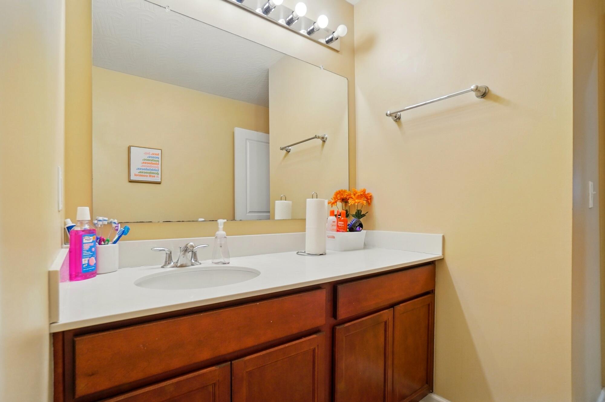 1087 Ayrshire Drive, Columbus, Ohio 43207