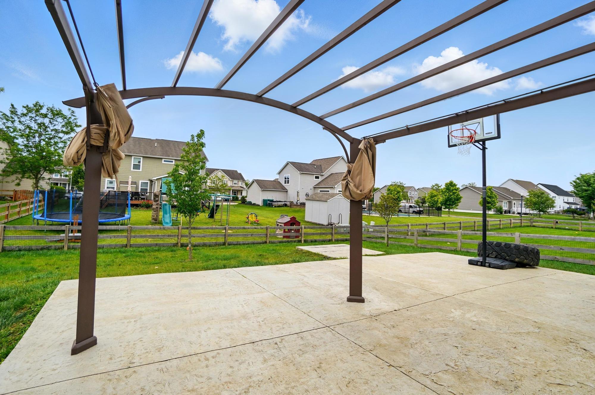 1087 Ayrshire Drive, Columbus, Ohio 43207