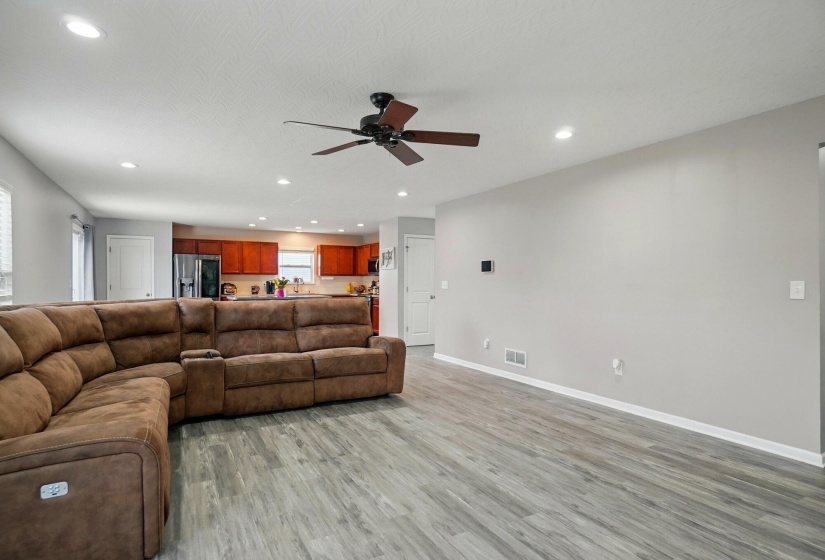 1087 Ayrshire Drive