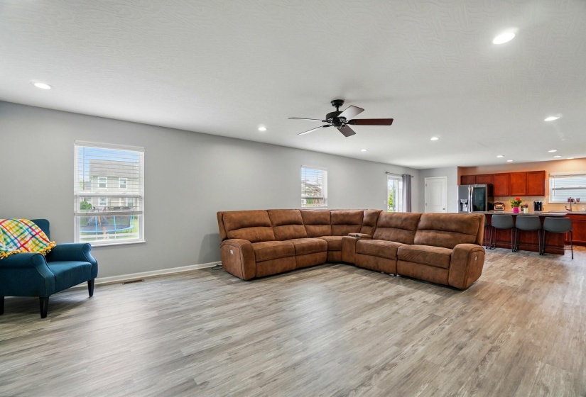 1087 Ayrshire Drive
