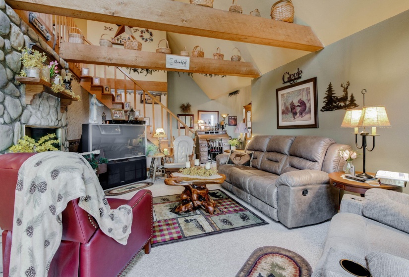 10-web-or-mls-2025 05 20 - 3445RockfordW