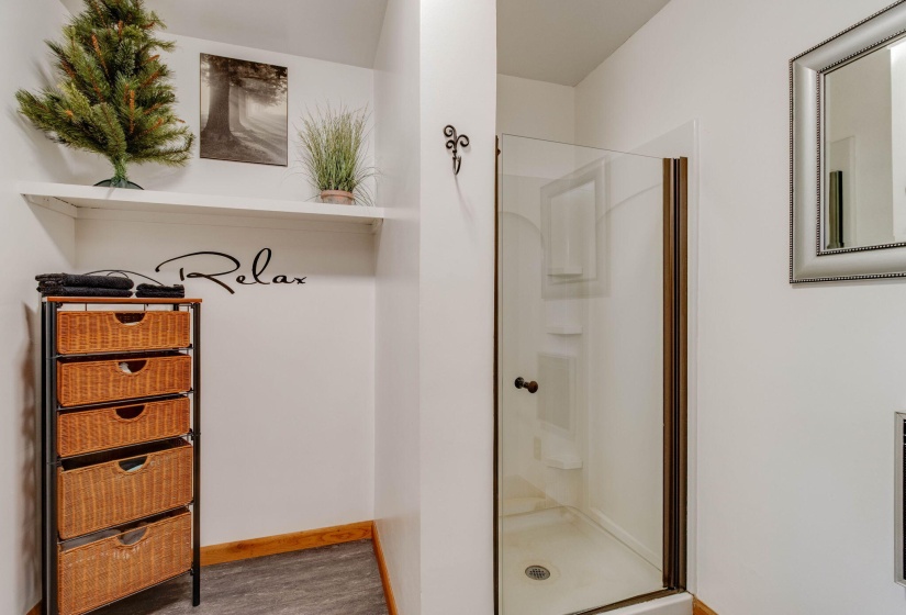 30-web-or-mls-2025 05 20 - 3445RockfordW