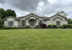 207 Meadowbrook Lane, Saint Marys, Ohio 45885, 3 Bedrooms Bedrooms, ,2 BathroomsBathrooms,Residential,For Sale,Meadowbrook,1038829