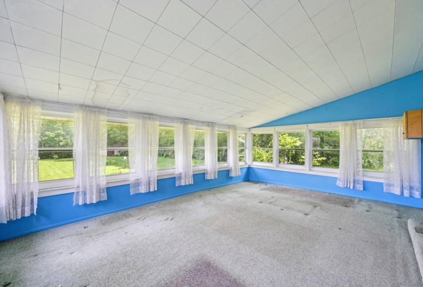 3 Season Room