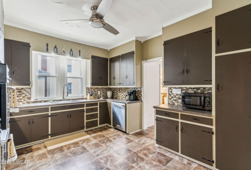 349 Main St. Street, Kenton, Ohio, 3 Bedrooms Bedrooms, ,2 BathroomsBathrooms,Residential,For Sale,Main St.,307137