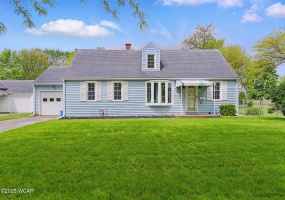 925 Haley Street, Van Wert, Ohio, 4 Bedrooms Bedrooms, ,2 BathroomsBathrooms,Residential,For Sale,Haley,307143