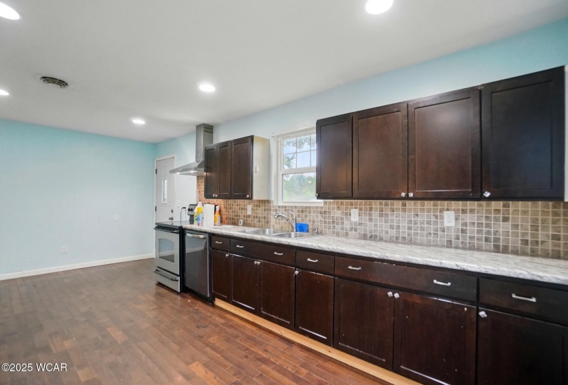 1324 Glenn Avenue, Lima, Ohio, 4 Bedrooms Bedrooms, ,2 BathroomsBathrooms,Residential,For Sale,Glenn,307115