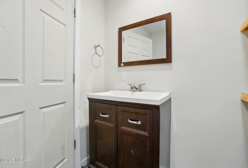 1324 Glenn Avenue, Lima, Ohio, 4 Bedrooms Bedrooms, ,2 BathroomsBathrooms,Residential,For Sale,Glenn,307115