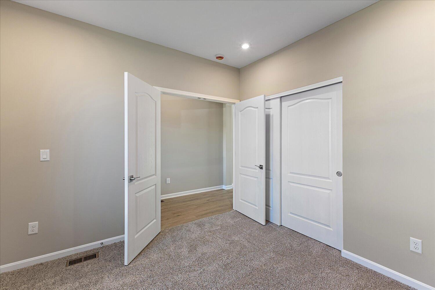 410 Landon Lane, Springfield, Ohio 45505