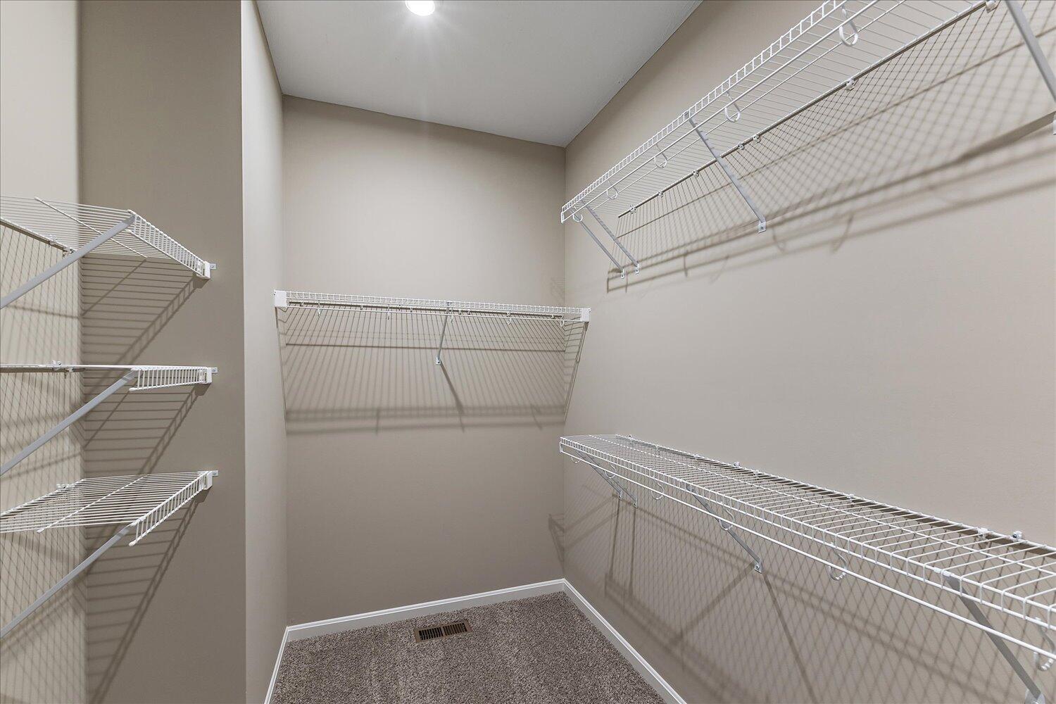 410 Landon Lane, Springfield, Ohio 45505