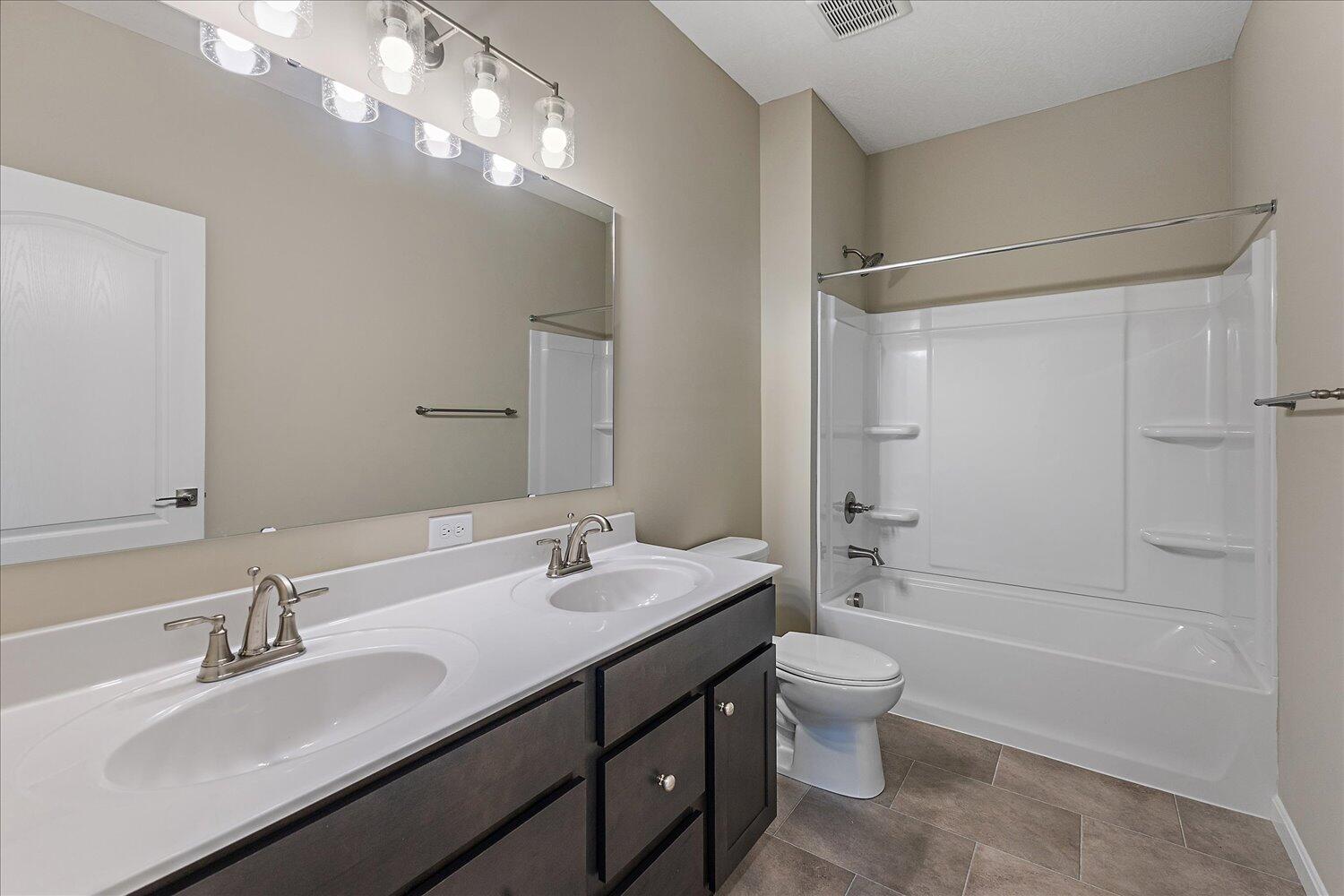 410 Landon Lane, Springfield, Ohio 45505