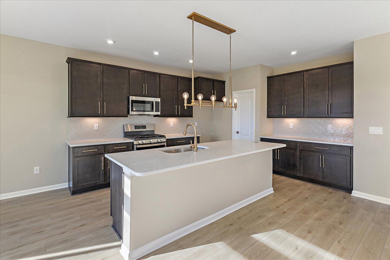 410 Landon Lane, Springfield, Ohio 45505