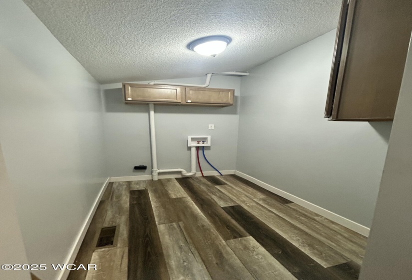 318 E. Vine. Street, Lima, Ohio, 2 Bedrooms Bedrooms, ,1 BathroomBathrooms,Residential,For Sale,E. Vine.,307147