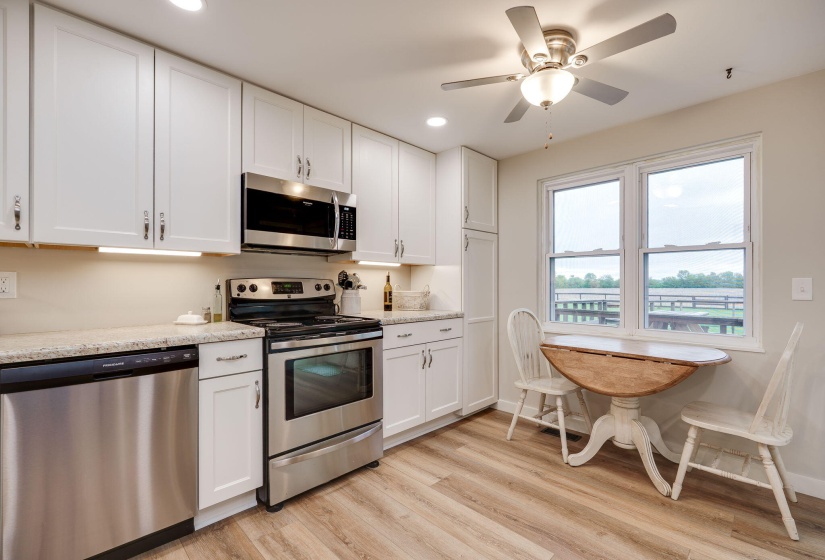 17-web-or-mls-3300-old-clifton-rd