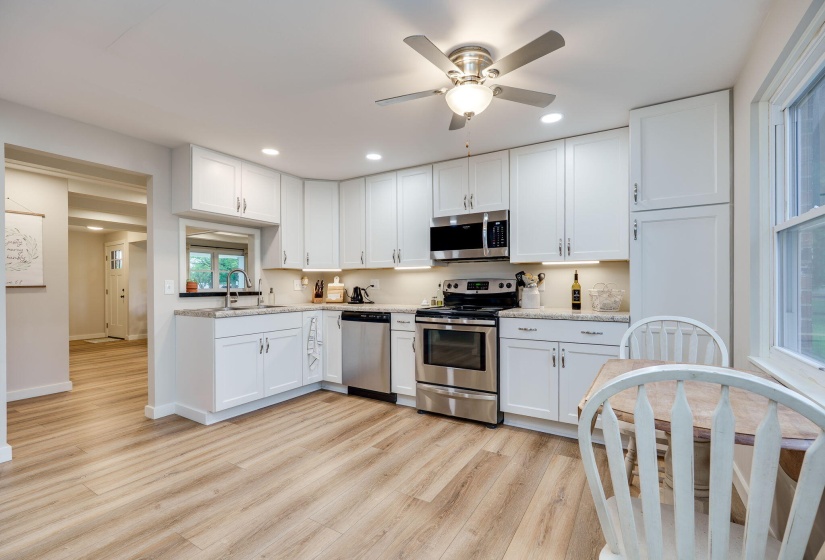 18-web-or-mls-3300-old-clifton-rd