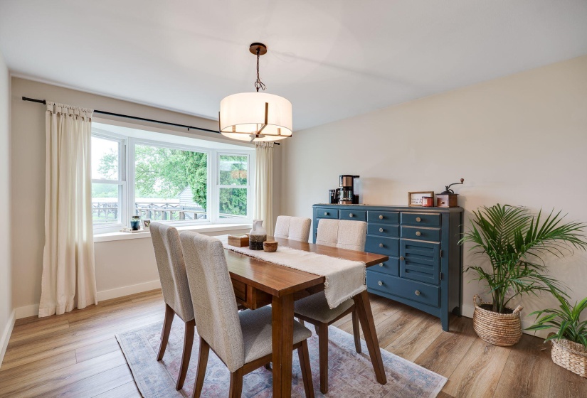 21-web-or-mls-3300-old-clifton-rd