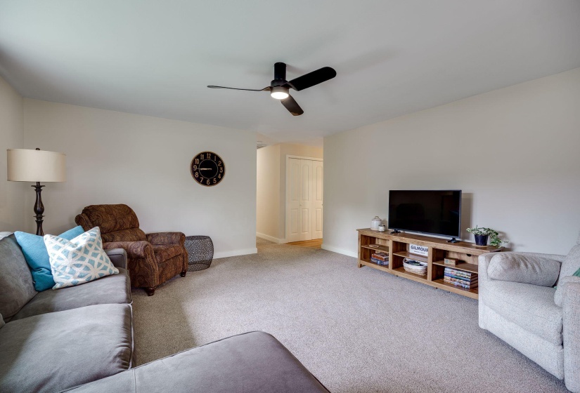 24-web-or-mls-3300-old-clifton-rd