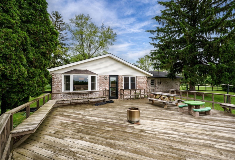 40-web-or-mls-3300-old-clifton-rd