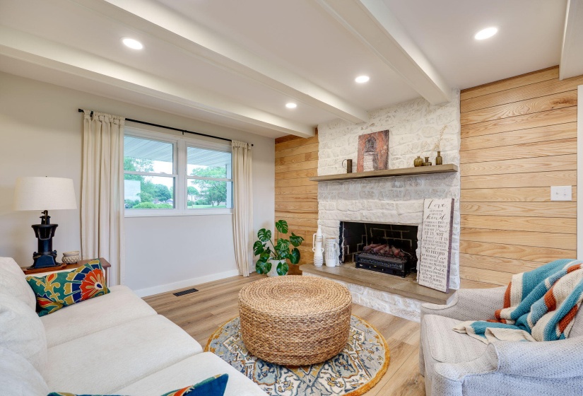 7-web-or-mls-3300-old-clifton-rd