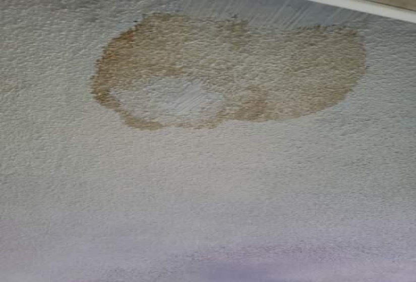 Water stain