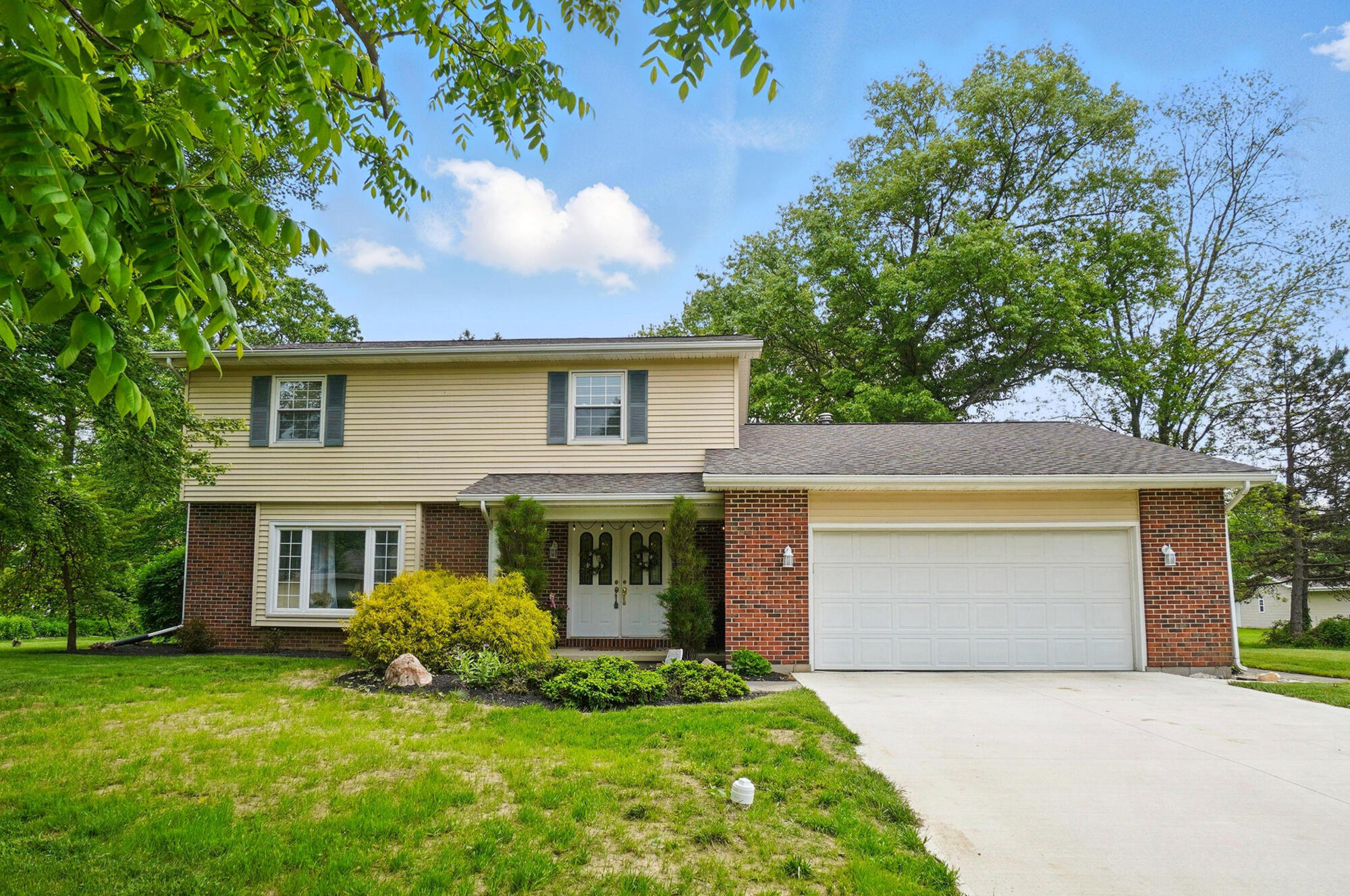 2357 London Drive, Lima, Ohio 45805