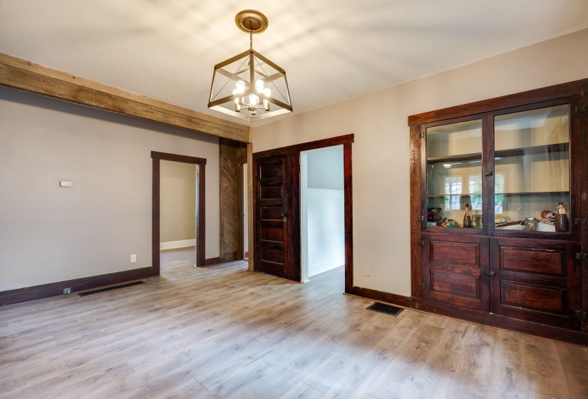 11-web-or-mls-1704-highland-ave