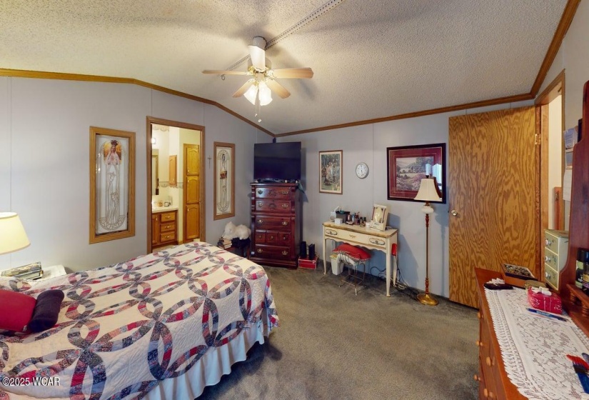 8225 Oakwood Drive, Findlay, Ohio, 2 Bedrooms Bedrooms, ,2 BathroomsBathrooms,Residential,For Sale,Oakwood,306755