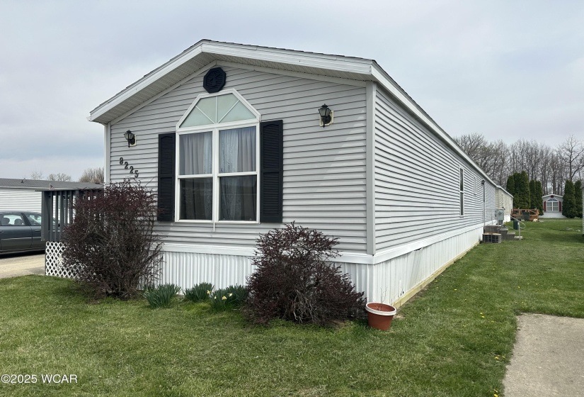 8225 Oakwood Drive, Findlay, Ohio, 2 Bedrooms Bedrooms, ,2 BathroomsBathrooms,Residential,For Sale,Oakwood,306755