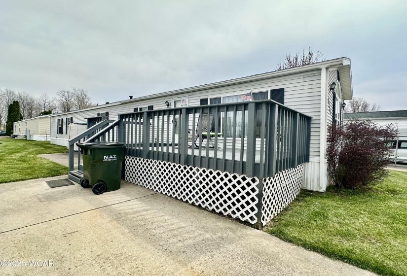 8225 Oakwood Drive, Findlay, Ohio, 2 Bedrooms Bedrooms, ,2 BathroomsBathrooms,Residential,For Sale,Oakwood,306755