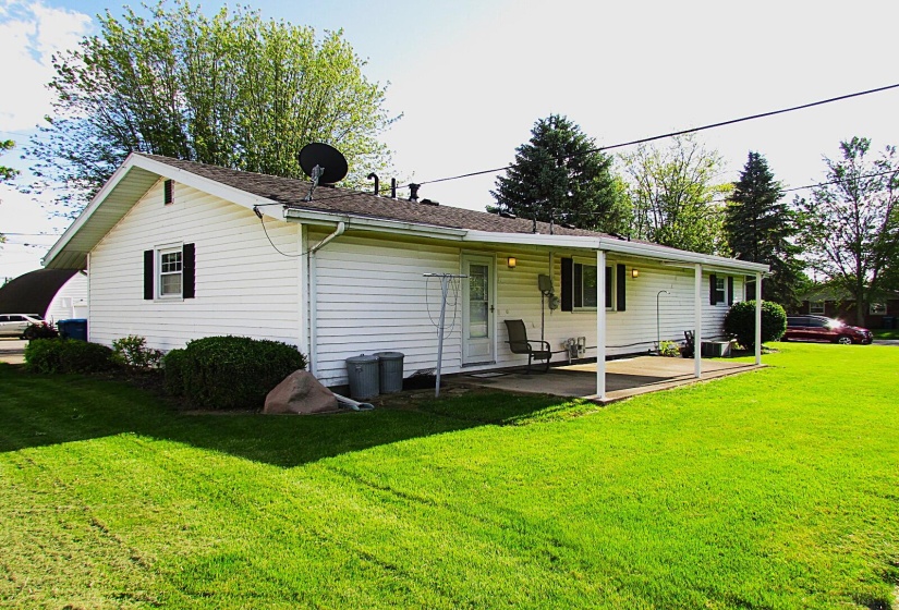 BACK / PATIO