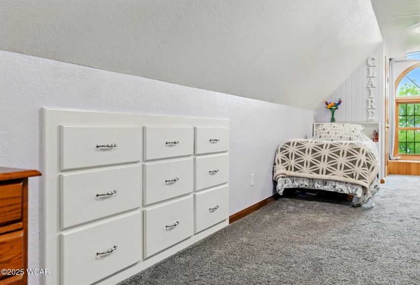 Built In's - 4th Bedroom
