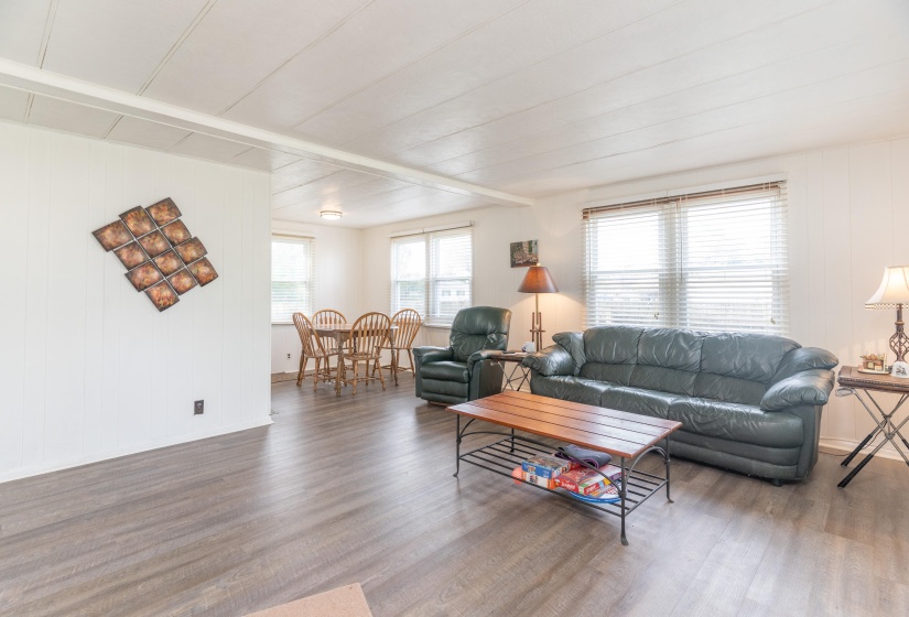 11043 Walnut, Lakeview-6