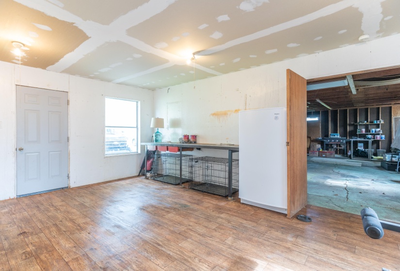 11043 Walnut, Lakeview-25