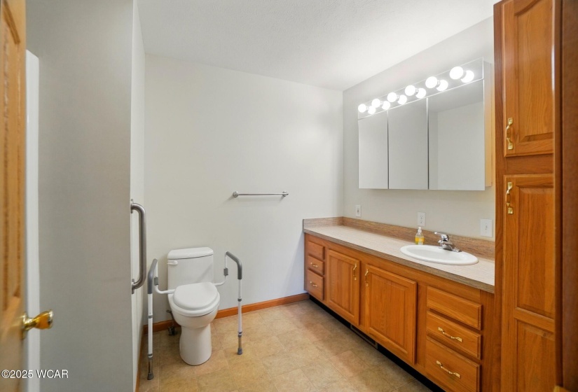 1330 Christina Street, Delphos, Ohio, 3 Bedrooms Bedrooms, ,2 BathroomsBathrooms,Residential,For Sale,Christina,306900