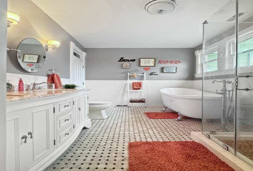 Owner's Bath