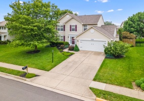 2755 Huntington Dr Drive, Troy, Ohio 45373, 4 Bedrooms Bedrooms, ,2 BathroomsBathrooms,Residential,For Sale,Huntington Dr,1038903